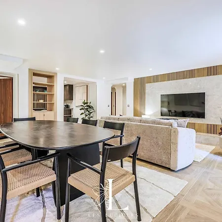 Les Lucioles 10 - Luxury Garden 3 Bedrooms - Sleeps 8 *