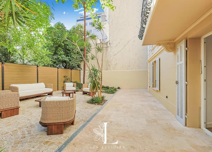 דירה Les Lucioles 10 - Luxury Garden 3 Bedrooms - Sleeps 8 קאן