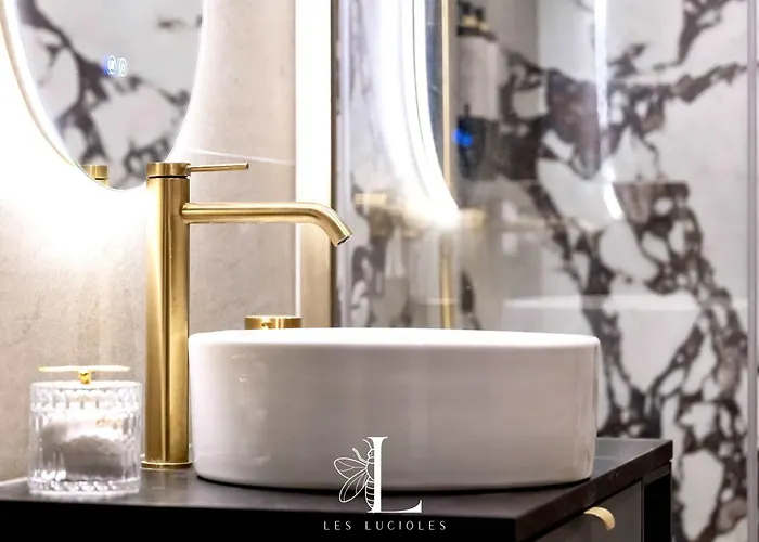 Les Lucioles 10 - Luxury Garden 3 Bedrooms - Sleeps 8 * קאן