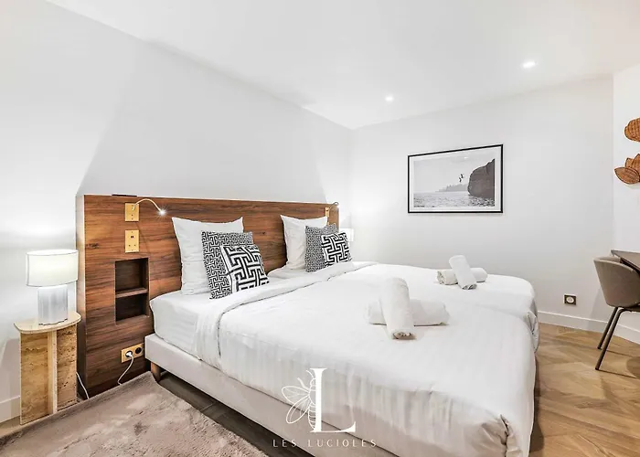 Les Lucioles 10 - Luxury Garden 3 Bedrooms - Sleeps 8 *