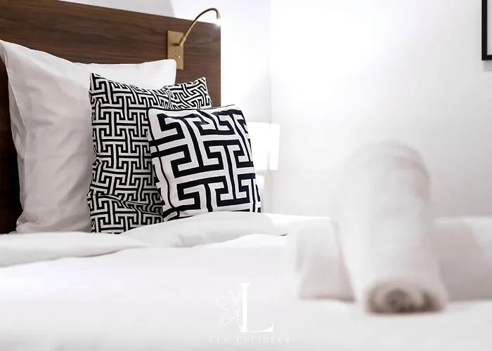 דירה Les Lucioles 10 - Luxury Garden 3 Bedrooms - Sleeps 8