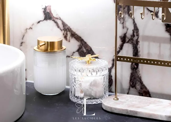 Les Lucioles 10 - Luxury Garden 3 Bedrooms - Sleeps 8 * קאן