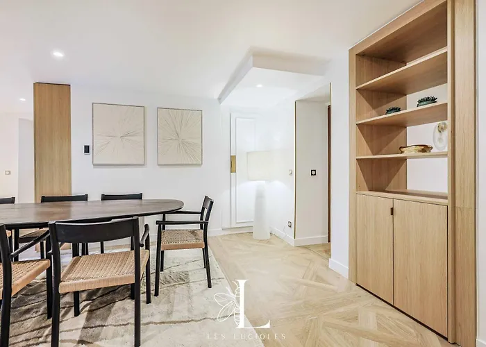 דירה Les Lucioles 10 - Luxury Garden 3 Bedrooms - Sleeps 8 קאן