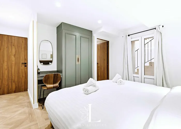 Les Lucioles 10 - Luxury Garden 3 Bedrooms - Sleeps 8 קאן