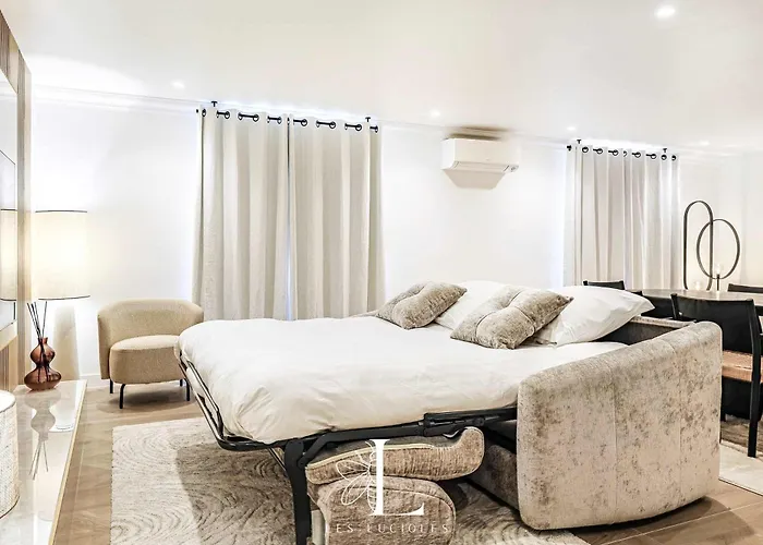 דירה Les Lucioles 10 - Luxury Garden 3 Bedrooms - Sleeps 8 *