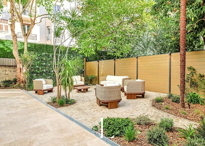 Les Lucioles 10 - Luxury Garden 3 Bedrooms - Sleeps 8 קאן