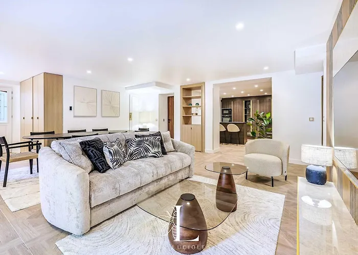 Les Lucioles 10 - Luxury Garden 3 Bedrooms - Sleeps 8 קאן