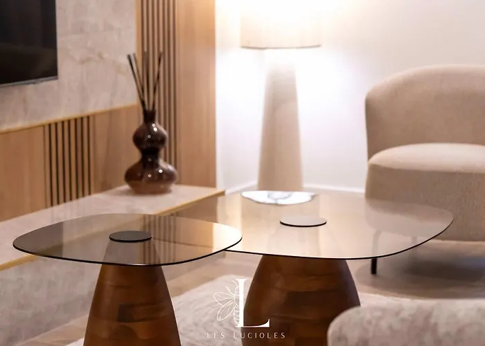 דירה Les Lucioles 10 - Luxury Garden 3 Bedrooms - Sleeps 8 *