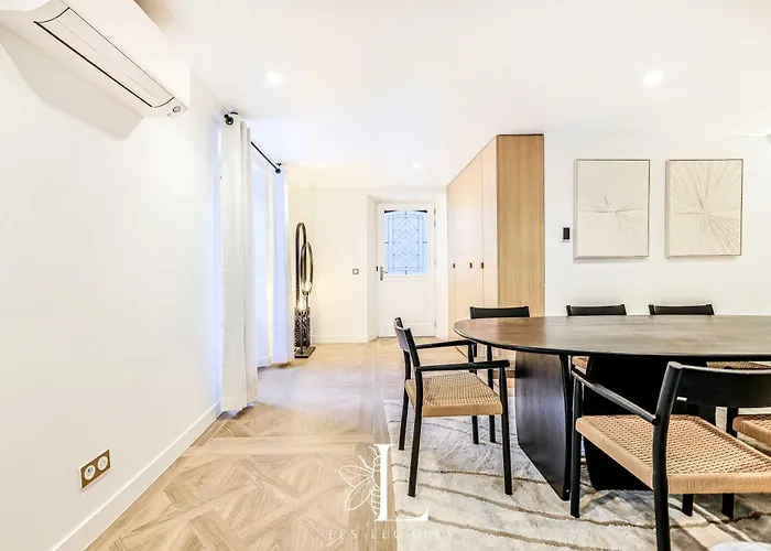 Les Lucioles 10 - Luxury Garden 3 Bedrooms - Sleeps 8 *